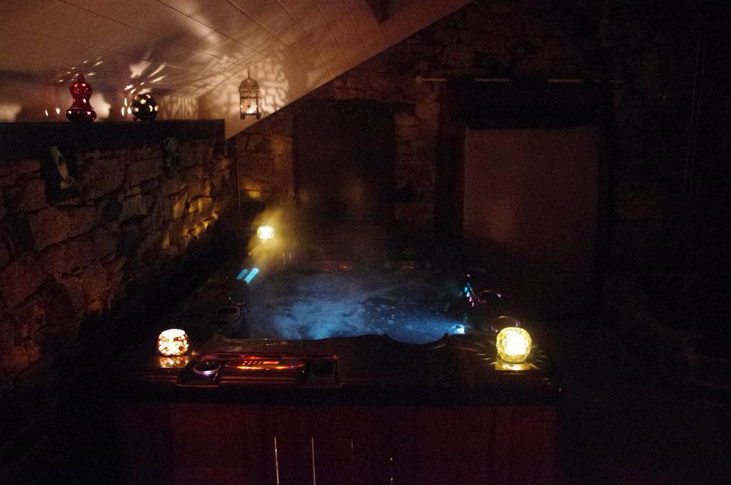 Le Domaine De Saint-Thomin Bed & Breakfast Nostang Eksteriør bilde