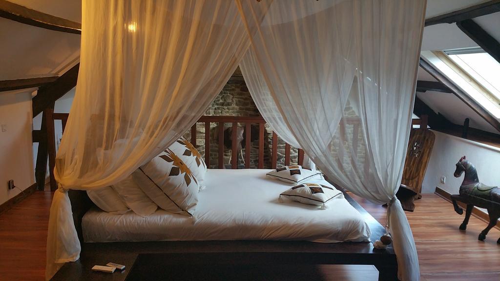 Le Domaine De Saint-Thomin Bed & Breakfast Nostang Eksteriør bilde